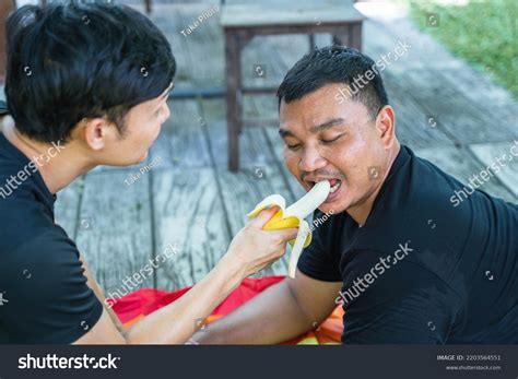gay fun yo|banana .